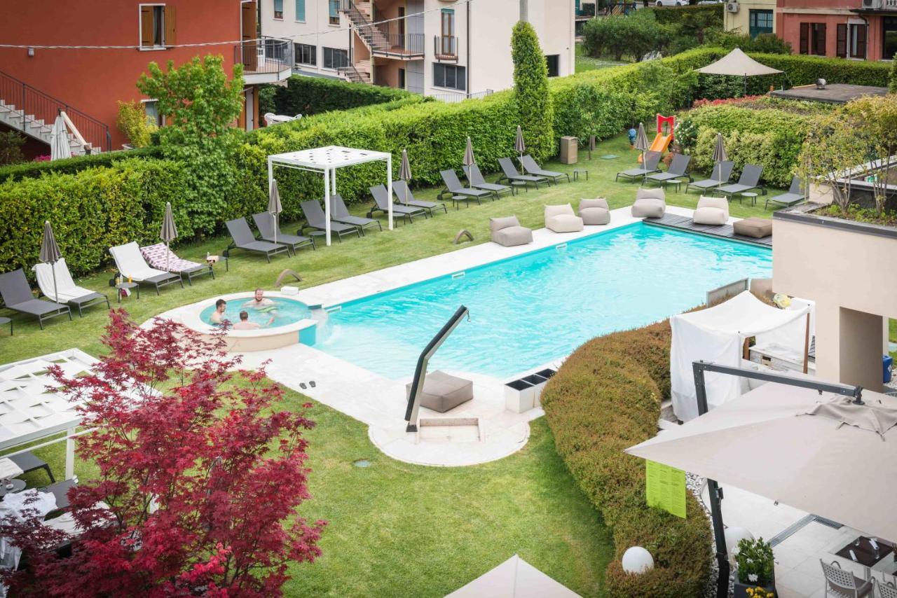 Enjoy Garda Hotel Peschiera del Garda Esterno foto